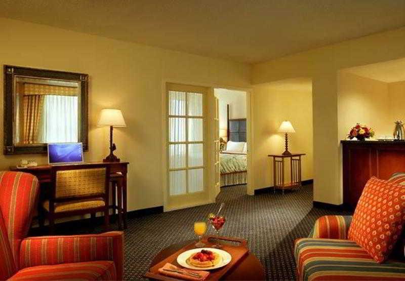 Houston Marriott Westchase Hotel Exterior photo