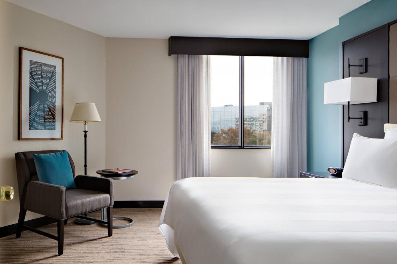 Houston Marriott Westchase Hotel Exterior photo