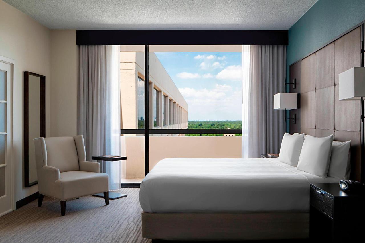 Houston Marriott Westchase Hotel Exterior photo