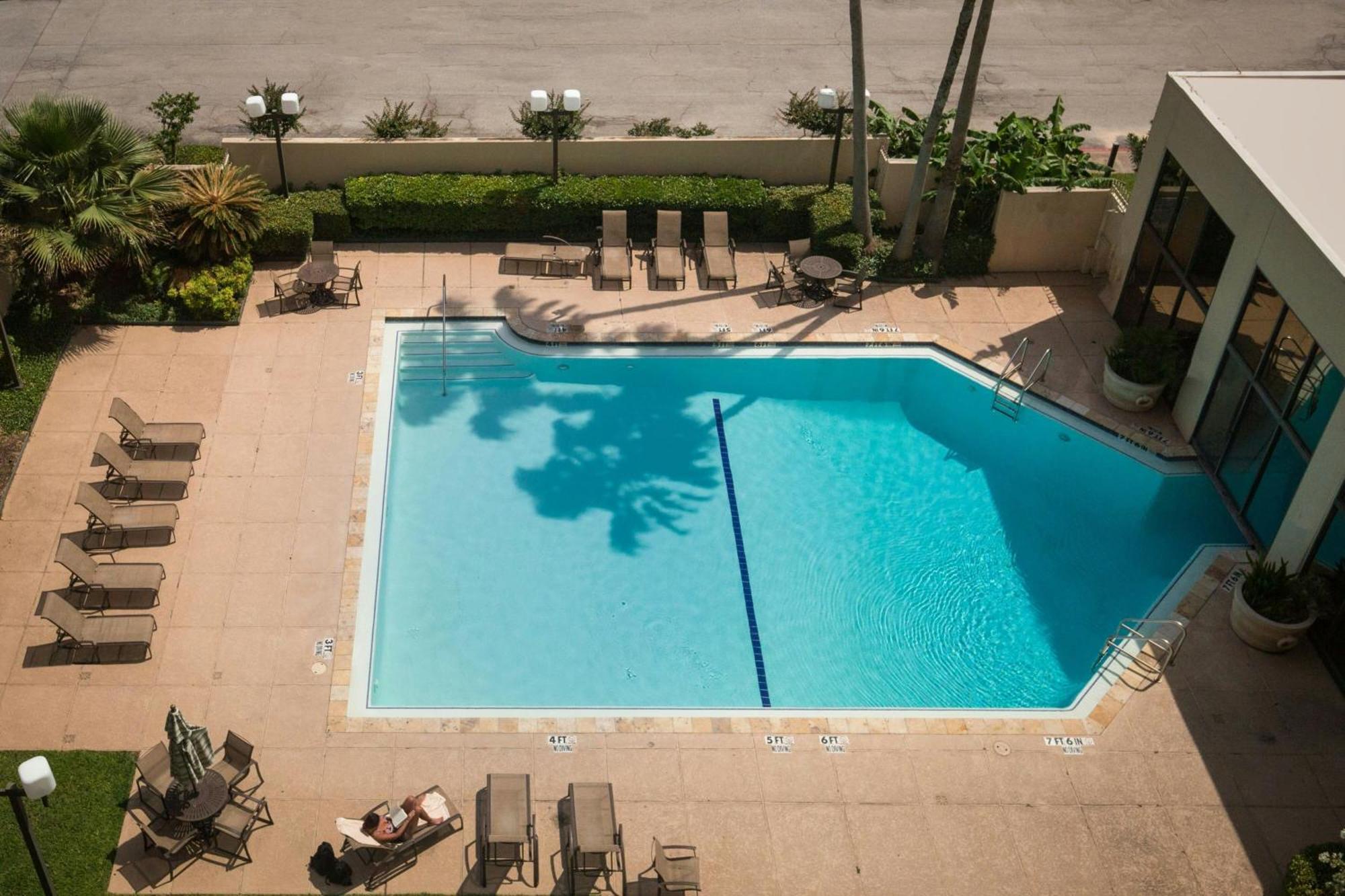 Houston Marriott Westchase Hotel Exterior photo